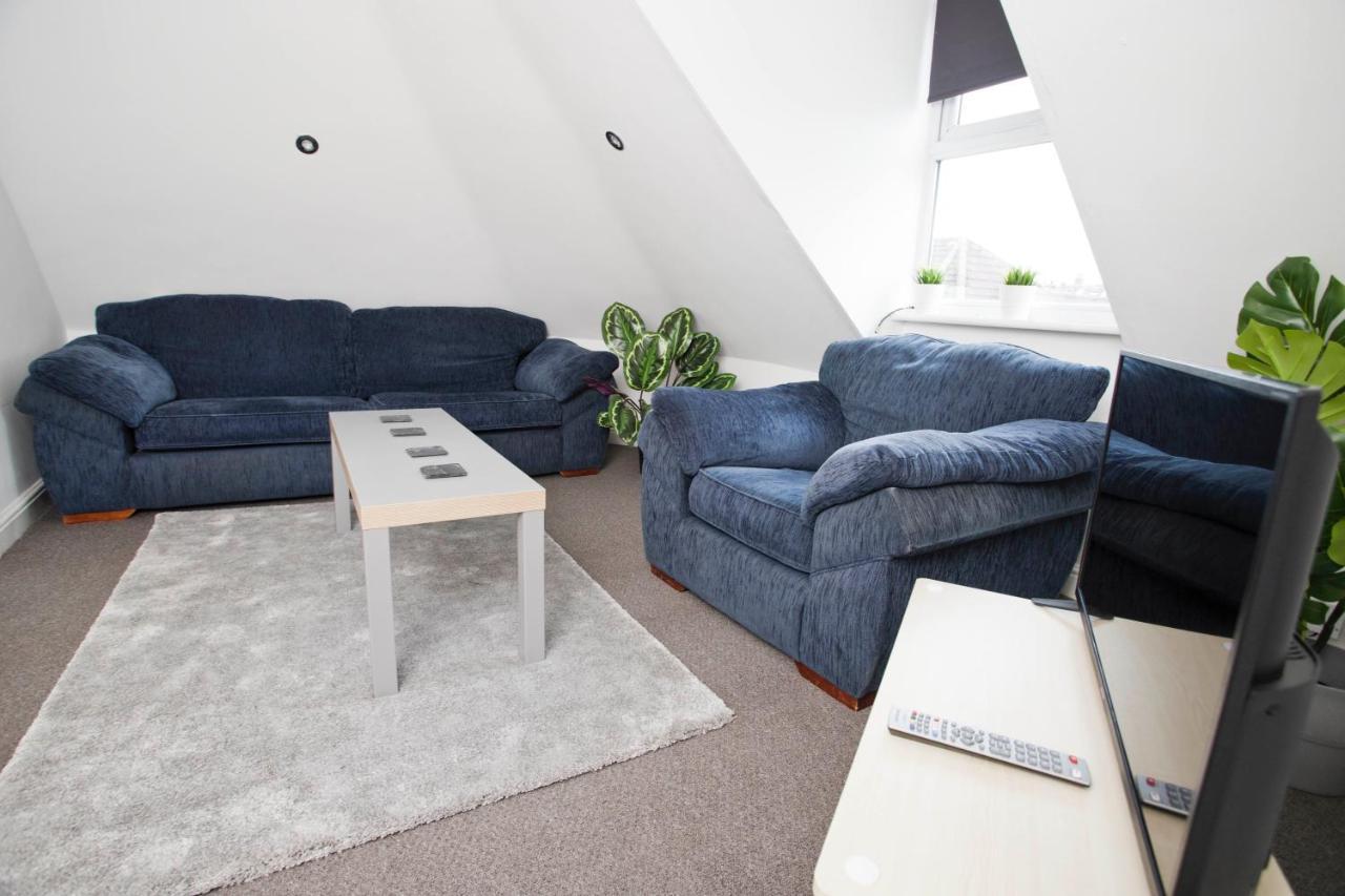 Flat 4 Bells * Bristol