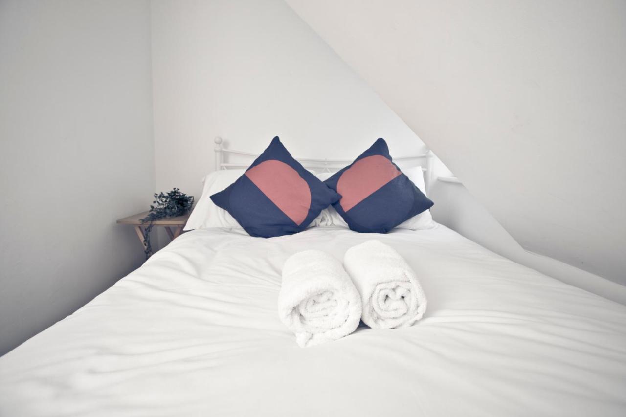 Apartment Flat 4 Bells *